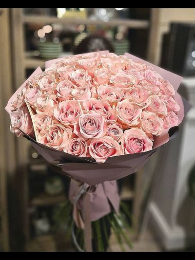 Букет из нежных роз