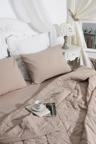 Постельный комплект на завязках с покрывалом "бежевый" (варенный хлопок 100%)