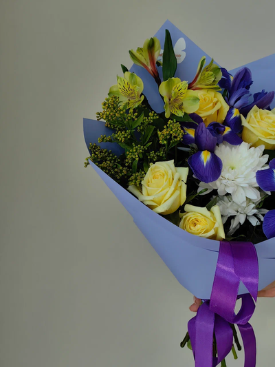 Букет цветов на 8 марта № 742