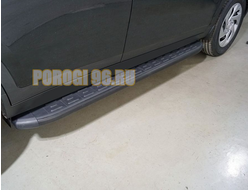 Пороги алюминиевые с пластиковой накладкой (карбон черные) 1820 мм ТСС для Haval DARGO 2022-