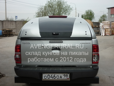 AvengerUral.ru рекомендует: задняя дверь спортивного кунга Carryboy G500 выполнена на раме. Надёжно!