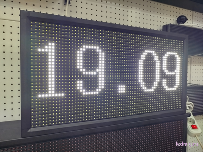 Уличные часы-[88:88]-t-370х690мм (белый)