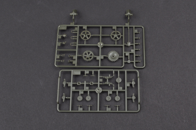 Сборная модель: (Hobby Boss 82494) Советский лёгкий танк Т-26 (мод. 1931 г.)