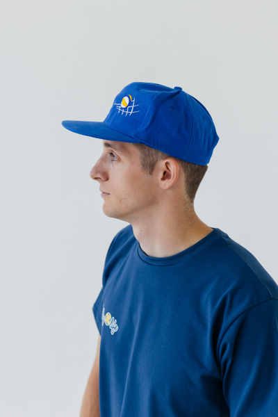 Кепка с прямым козырьком синяя (мяч пляжный)