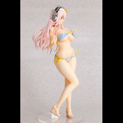 Фигурка 1/4.5 Сонико (Super Sonico Summer Vacation ver.)