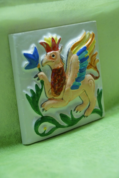 Грифон (изразцовая плитка)