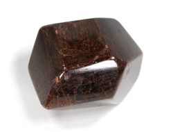 Гранат Альмандин, кристалл полированный, Россия, Кольский п-ов, Тахлинтуайв гора (44*35*28 мм, 90 г) №29833