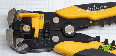 Съёмник изоляции HS-D1 для медного провода 0,2-6 кв.мм (Стриппер)