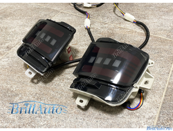 Противотуманки Toyota Land Cruiser 200 бегающие LED черные