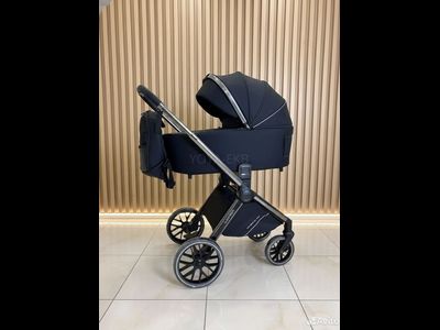 Детская коляска 3 в 1 Luxmom 888X Черный