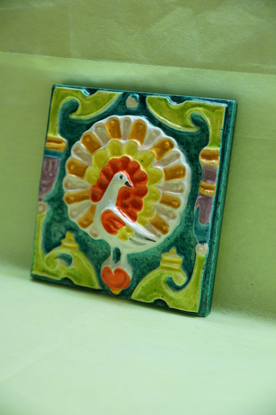 Павлин (изразцовая плитка)