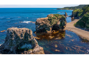 Мыс Птичий и мыс Великан