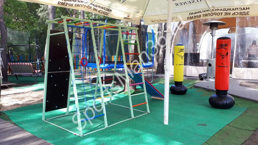 ДСК РАННЕГО РАЗВИТИЯ PLASTEP БОГАТЫРЬ 170 МЕТАЛЛ - цвет фисташковый, перекладины - цветные. + НАДУВНАЯ ГРУША ABSOLUTECHAMPION 150 см и 130 см