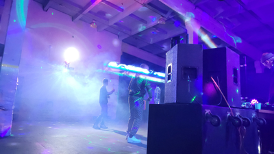 Отметить корпоратив в Петрозаводске в развлекательном центре с дискотекой и банкетом