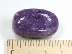 Лепидолит фиолетовый, галтовка, Бразилия (28*17*17 мм, 16 г) №35168