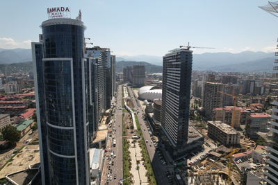 ЖК "Аллея Палас", Батуми. Продаётся 2-х комнатная квартира. 14-й этаж, вид в сторону Турции.