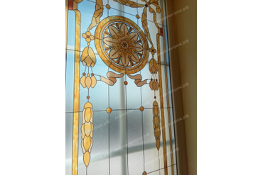 Пленка-витраж на окна для дома в Москве-фрагмент