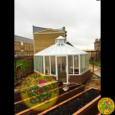 Базовая комплектация шестигранной оранжереи теплицы ЛОНДОН длина грани 2500 мм