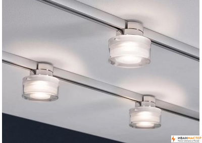 Установка трековых светильников в загородном доме ИВАНМАСТЕР