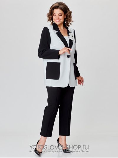 Костюм брючный трехпредметный состоящий из жакета, блузы и брюк в черно-белом цвете