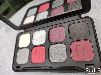 Makeup Revolution Палетка теней Forever Flawless Dynamic Ebony