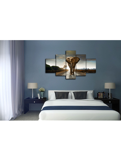 Модульная картина "Слон на тропе"