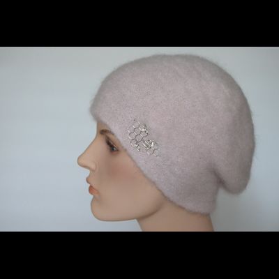 rozoviy-vyazaniy-zhenskiy-beret-vizio-italiya-6945-b