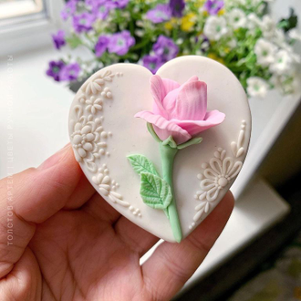 СЕРДЦЕ С ТЮЛЬПАНОМ