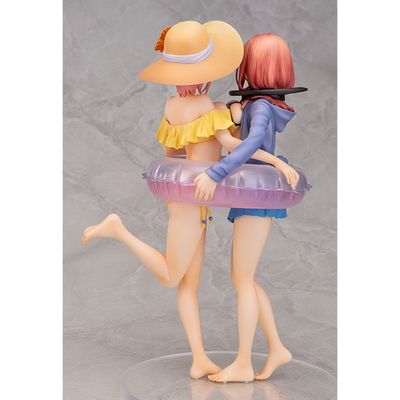 Фигурка 1/7 Мику Накано и Итика Накано (Miku Nakano,  Ichika Nakano)