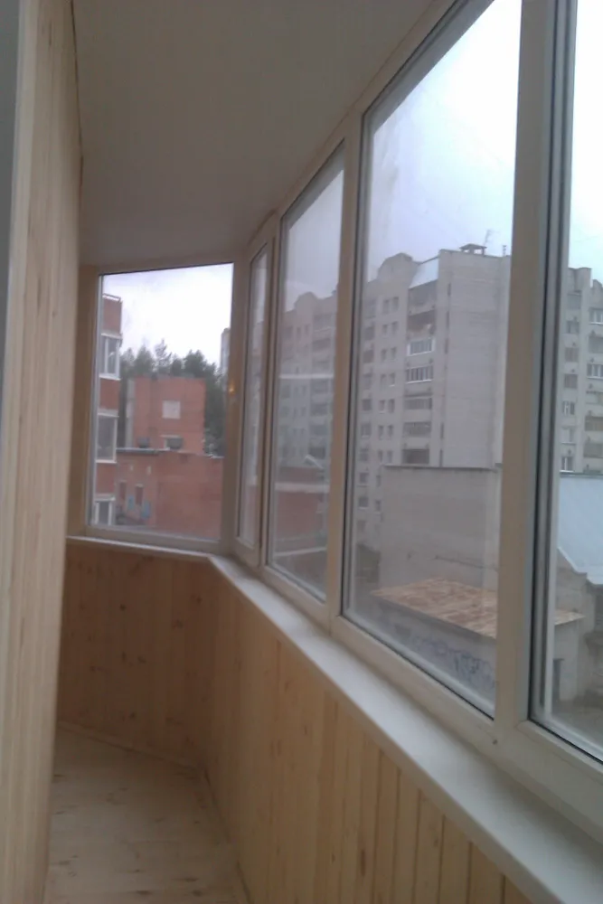 Утепление и обшив деревянной вагонкой балкона в Ижевске, по ул ,Ворошилова