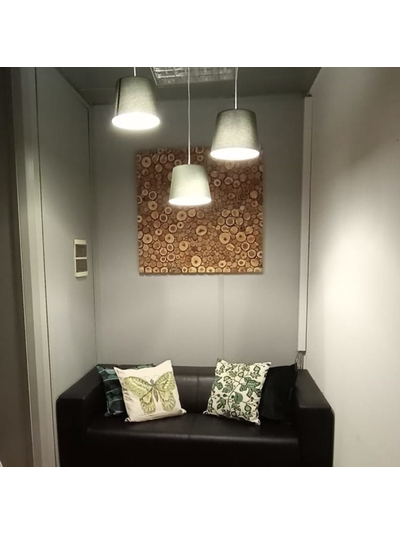 панель из спилов разного диаметра