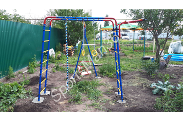 УЛИЧНЫЙ ДЕТСКИЙ СПОРТИВНЫЙ КОМПЛЕКС СЕРИИ «ЮНЫЙ АТЛЕТ»: Качели (цепной подвес, подшипниковая опора), Кольца с перекладиной, Канат трехцветный, Турник регулируемый