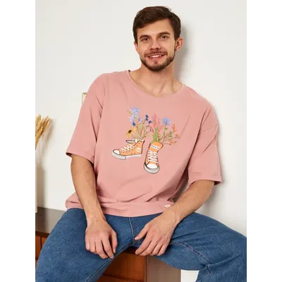 МУЖСКАЯ ФУТБОЛКА РОЗОВЫЙ "ЦВЕТОЧНЫЕ КЕДЫ"