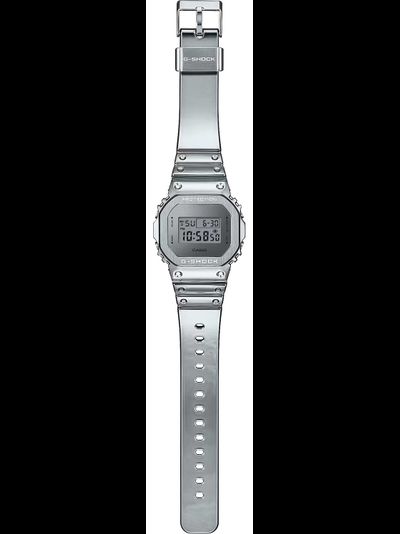 Часы Casio G-Shock GM-5600YM-8A8