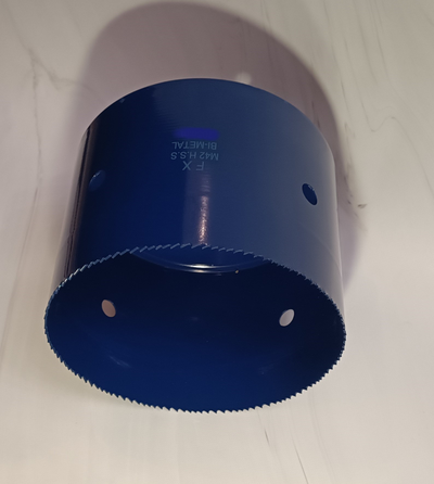 Коронка HSS  диаметр 200 мм глубина 100 мм  + переходник на резьбу 1 1/4