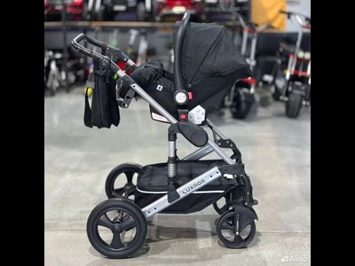 Детская коляска 3 в 1 Luxmom 558 Черный