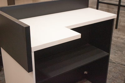 (РЕС-64) Стойка-ресепшен "Сварникел"