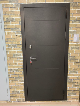 Металлическая входная дверь с терморазрывом "Винтер" белый капучино