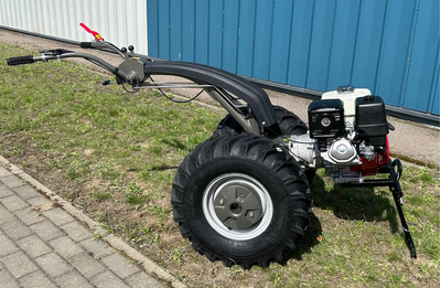Мотоблок NEW SICH MB-9 Honda GX270 С УТЯЖЕЛИТЕЛЯМИ (шина 7.00-12)