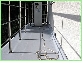 Гидроизоляция балкона ПВХ мембраной по существующему основанию с клеевым креплением
