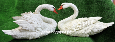 ЛЕБЕДЬ белый 49*30см   1,8кг   полистоун Россия  1899/012562*