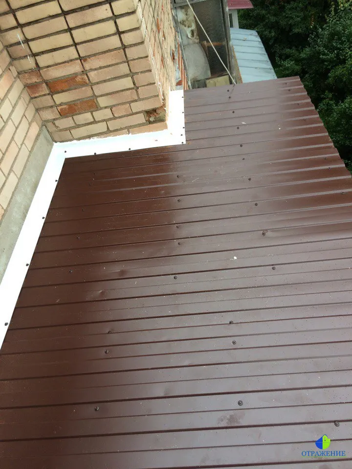 Устройство крыши  для балкона