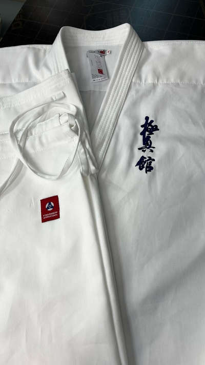 Детские доги (кимоно) отбеленные киокушинКАН