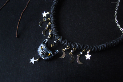 "Серенький волчок - звёздный пастушок", плетёное колье в стиле фэнтези