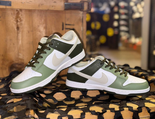 Nike dunks low deals