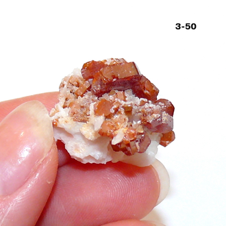 Ванадинит натуральный (щетка) №3-50: 24*21*20мм