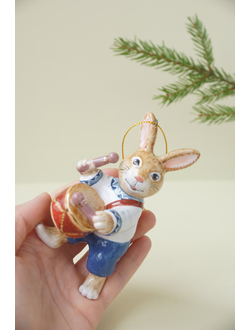 Заяц с барабаном