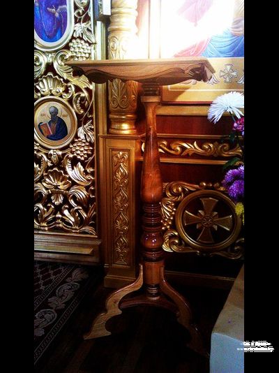 Столик для записок "за здравие"