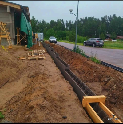 Бетонный блок, 200 мм