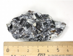 Энигматит, Россия, Мурманская обл. (61*31*12 мм, 20 г) №25624